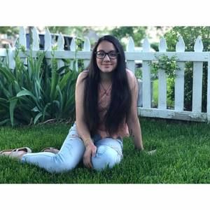 Meet your Posher, Isabella